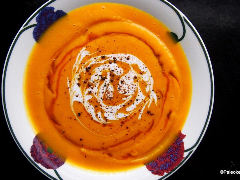 Kuuma kurpitsakeitto