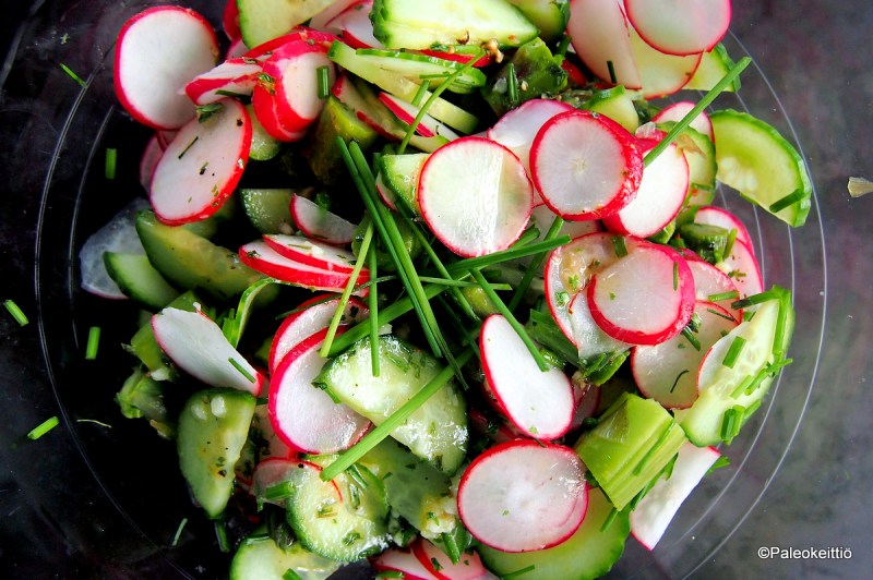 Parsa-retiisisalaatti | paleokeittio.fi