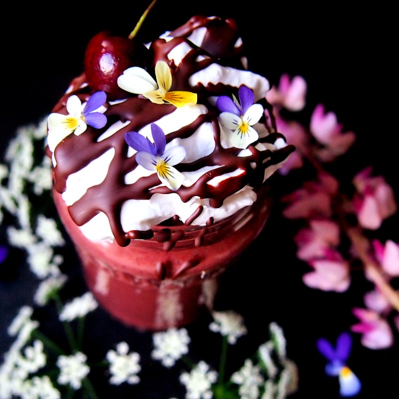 Kun kirsikka kohtasi&nbsp;kaakaon