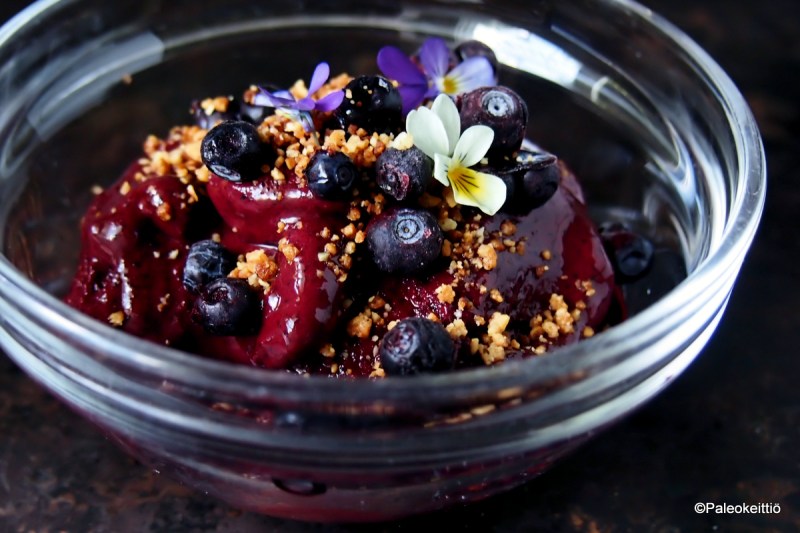 Mustikkapiirakan makuinen jäätelö (M, S) | paleokeittio.fi