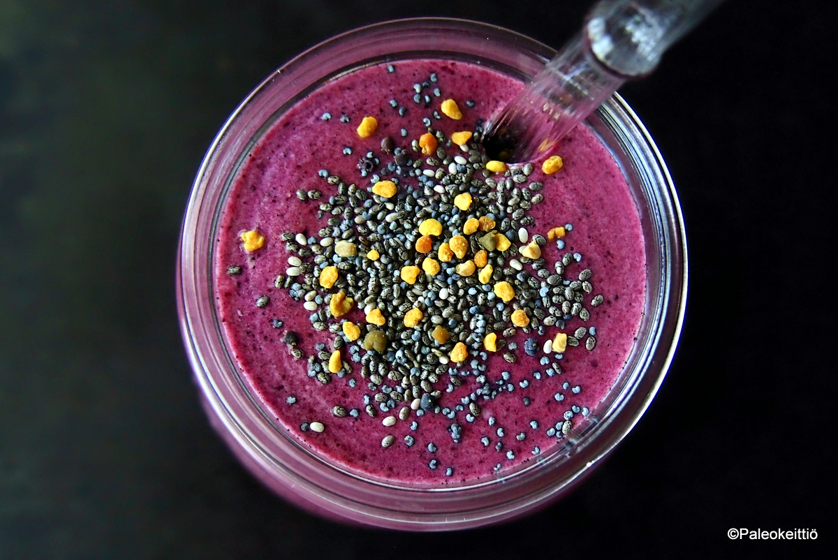 Pirteä punaherukkapirtelö: Helppo ja raikas&nbsp;paleo-smoothie