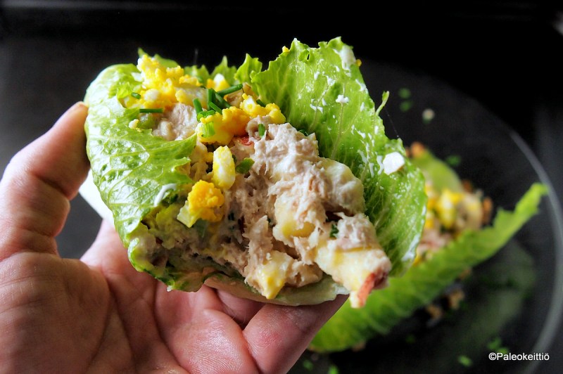 Salaattikääröt tonnikalatäytteellä | TehoPaleo -reseptit 2/15