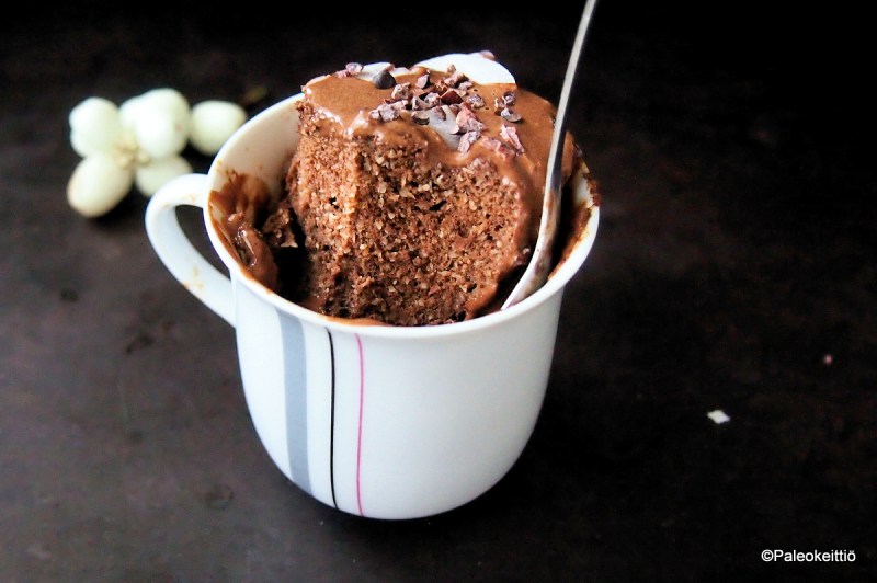 Lusikoitava suklaakakkunen | TehoPaleo -reseptit 2/2015