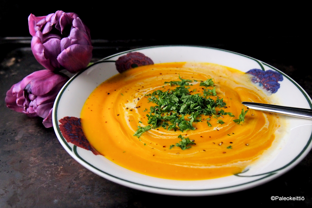 Thaimaalainen porkkanasosekeitto (HOT!) – Tulinen&nbsp;makuelämys!