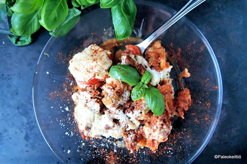 Viljaton jauheliha-spagettivuoka | paleokeittio.fi