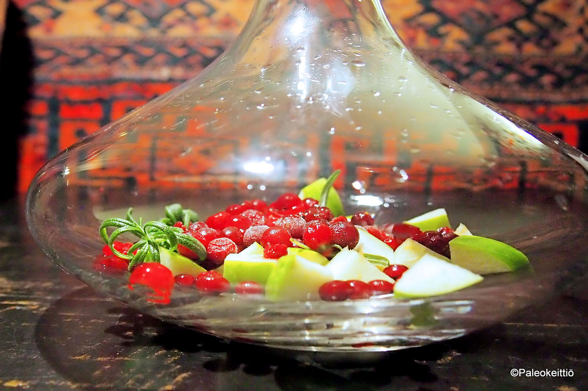 Karpalon ja rosmariinin raikastama&nbsp;talvibooli