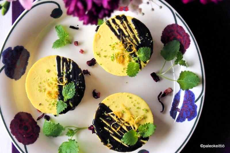 Sitruunaiset raakaleivokset ripauksella lakritsia | paleokeittio.fi