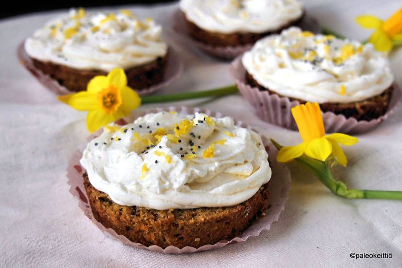 Porkkanakakkuleivokset sitruunakuorrutteella | paleokeittio.fi