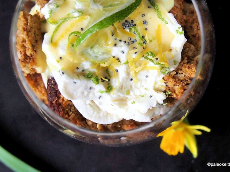 Tuplasti sitruunainen porkkanakakkumalja