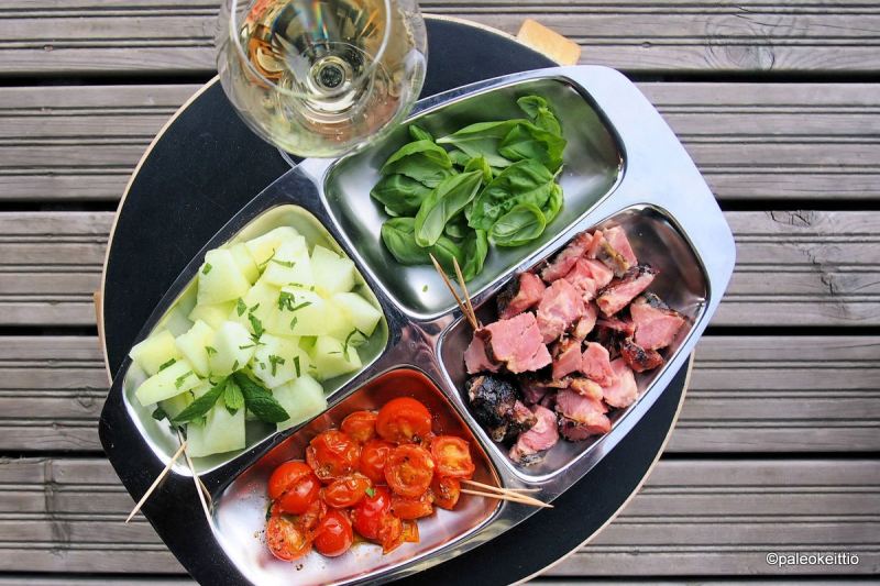 Kesän kootut cocktailpalat | paleokeittio.fi