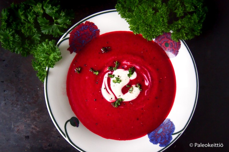 Mausteinen punajuurikeitto | paleokeittio.fi