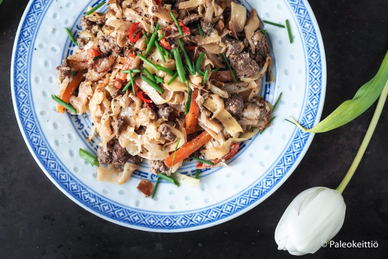 Aasialainen kaalilaatikko | paleokeittio.fi