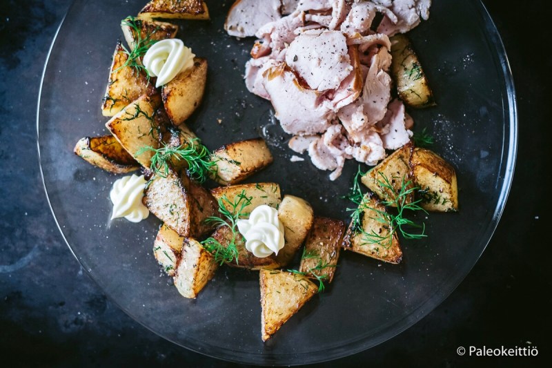 Paistettua kyssäkaalia ja tilliä | paleokeittio.fi