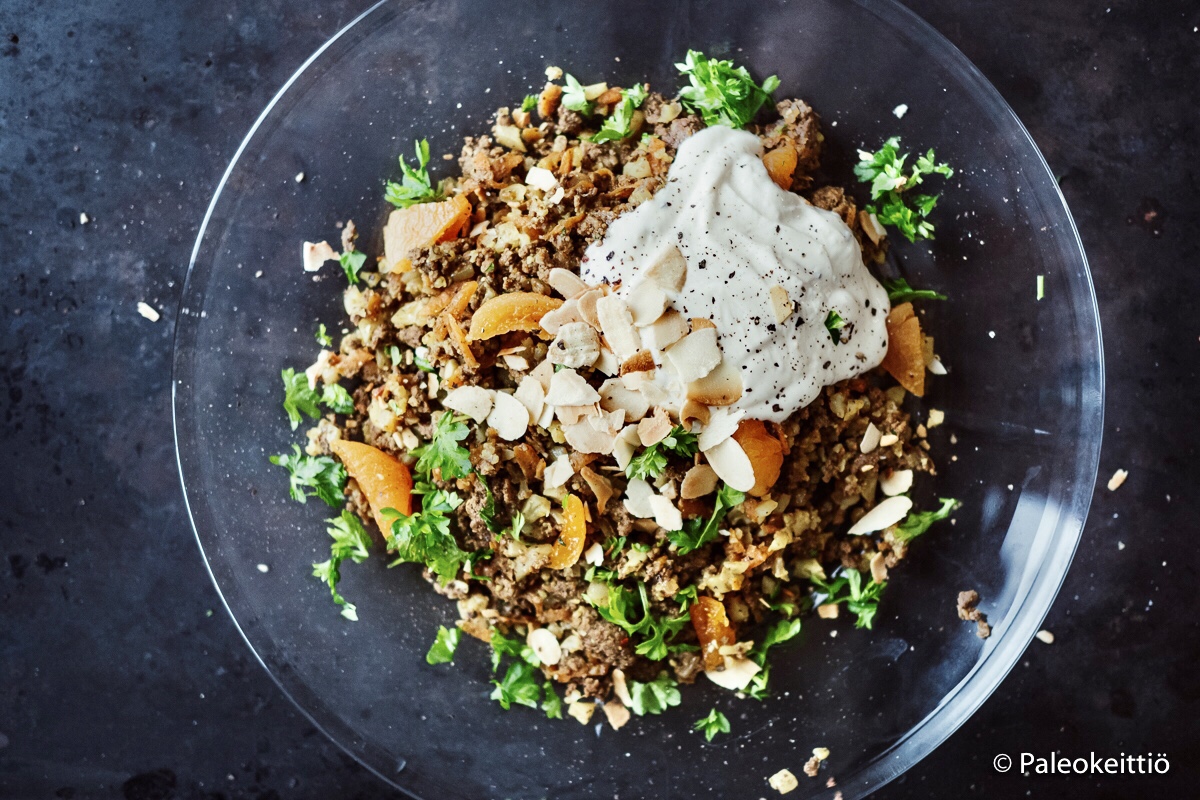 Marokkolaisittain maustettu jauhelihapannu on maistuva&nbsp;arkiruoka